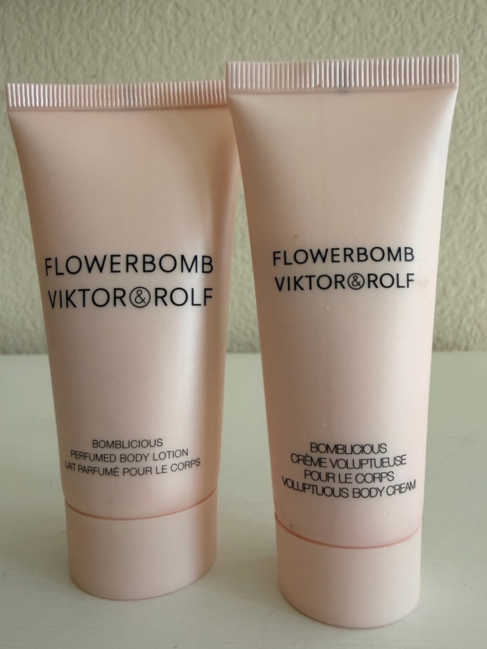 Viktor & Rolf Flowerbomb set of 2 Body Lotion & Body Cream